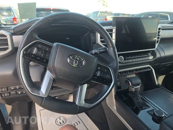 2025 Toyota Tundra Platinum Crew Cab Short Bed - miniatura 11