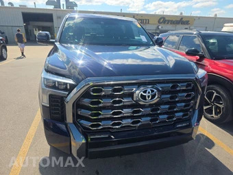 2025 Toyota Tundra Platinum Crew Cab Short Bed - miniatura 2