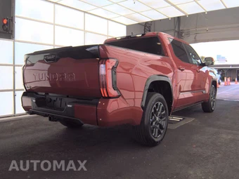 2025 Toyota Tundra Platinum Crew Cab Short Bed - miniatura 4