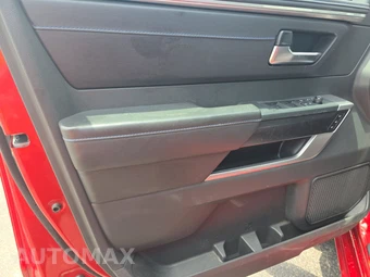 2025 Toyota Tundra Platinum Crew Cab Short Bed - miniatura 9