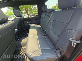 2025 Toyota Tundra Platinum Crew Cab Short Bed - miniatura 13