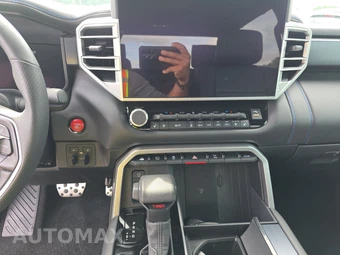 2025 Toyota Tundra Platinum Crew Cab Short Bed - miniatura 11