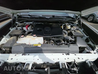 2025 Toyota Tundra Platinum Crew Cab Short Bed - miniatura 15