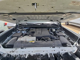2025 Toyota Tundra SR Crew Cab Short Bed - miniatura 16