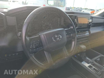2025 Toyota Tundra SR Crew Cab Short Bed - miniatura 16