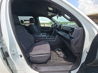 2025 Toyota Tundra SR Crew Cab Short Bed - miniatura 8