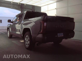 2025 Toyota Tundra SR Crew Cab Short Bed - miniatura 8