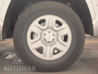 2025 Toyota Tundra SR Crew Cab Short Bed - miniatura 10