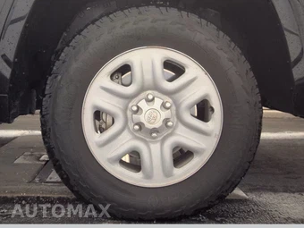 2025 Toyota Tundra SR Crew Cab Short Bed - miniatura 10