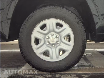 2025 Toyota Tundra SR Crew Cab Short Bed - miniatura 9