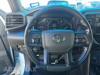 2025 Toyota Tundra SR Crew Cab Short Bed - miniatura 10