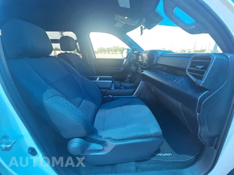 2025 Toyota Tundra SR Crew Cab Short Bed - miniatura 8