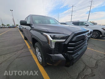 2025 Toyota Tundra SR Crew Cab Short Bed - miniatura 3