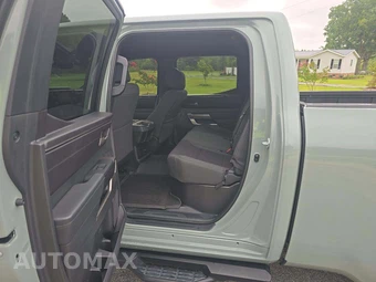 2025 Toyota Tundra SR5 Crew Cab Medium Bed - miniatura 10