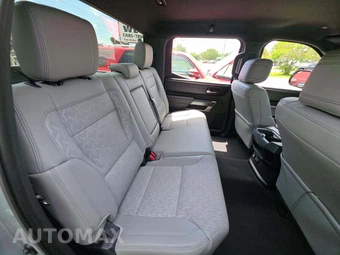 2025 Toyota Tundra SR5 Crew Cab Short Bed - miniatura 16