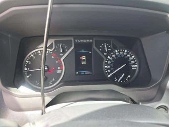 2025 Toyota Tundra SR5 Crew Cab Short Bed - miniatura 9