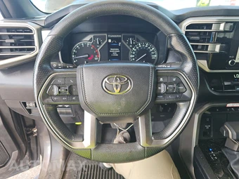 2025 Toyota Tundra SR5 Crew Cab Short Bed - miniatura 10