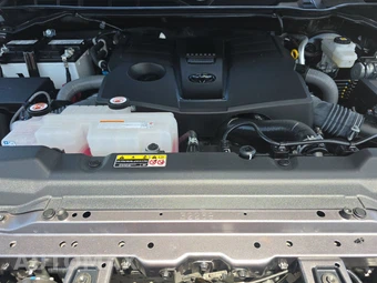 2025 Toyota Tundra SR5 Crew Cab Short Bed - miniatura 15