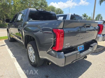 2025 Toyota Tundra SR5 Crew Cab Short Bed - miniatura 2