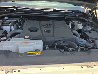 2025 Toyota Tundra SR5 Crew Cab Short Bed - miniatura 15
