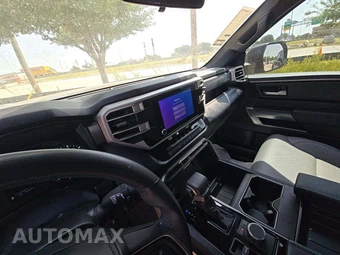 2025 Toyota Tundra SR5 Crew Cab Short Bed - miniatura 10