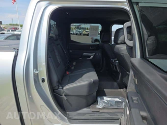 2025 Toyota Tundra SR5 Crew Cab Short Bed - miniatura 16