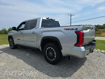2025 Toyota Tundra SR5 Crew Cab Short Bed - miniatura 2