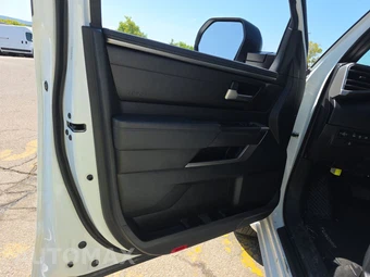 2025 Toyota Tundra SR5 Crew Cab Short Bed - miniatura 9