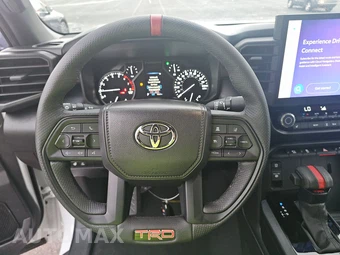 2025 Toyota Tundra SR5 Crew Cab Short Bed - miniatura 10