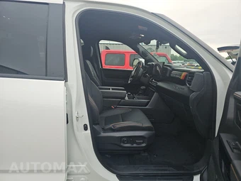 2025 Toyota Tundra SR5 Crew Cab Short Bed - miniatura 8
