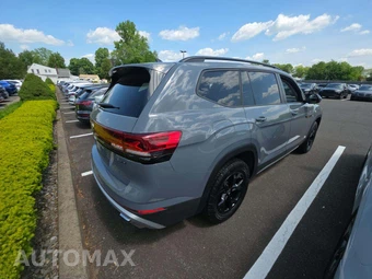 2025 Volkswagen Atlas 2.0T Peak Edition – miniatura 3