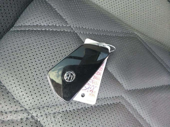 2025 Volkswagen Atlas 2.0T Peak Edition – miniatura 8