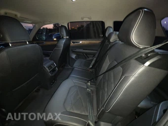 2025 Volkswagen Atlas 2.0T SE w/Technology - miniatura 13