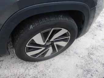2025 Volkswagen Atlas 2.0T SE w/Technology - miniatura 3