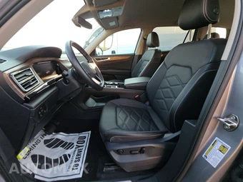 2025 Volkswagen Atlas 2.0T SE w/Technology - miniatura 13