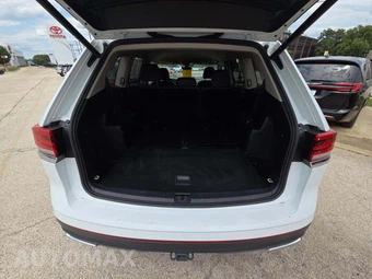 2025 Volkswagen Atlas 2.0T SE w/Technology - miniatura 14