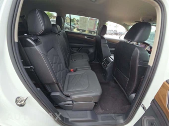 2025 Volkswagen Atlas 2.0T SE w/Technology - miniatura 16