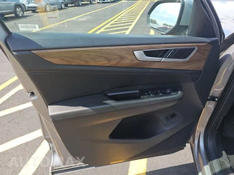 2025 Volkswagen Atlas 2.0T SE w/Technology - miniatura 9