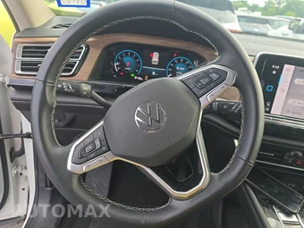 2025 Volkswagen Atlas 2.0T SE w/Technology - miniatura 10