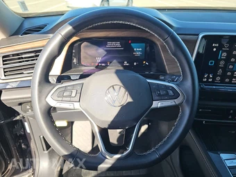 2025 Volkswagen Atlas 2.0T SE w/Technology - miniatura 10