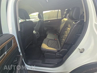 2025 Volkswagen Atlas 2.0T SE w/Technology - miniatura 13