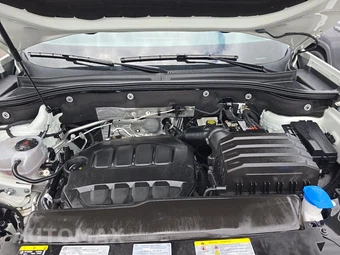2025 Volkswagen Atlas 2.0T SE w/Technology - miniatura 16