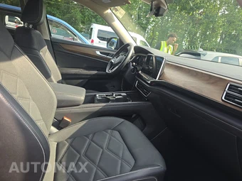 2025 Volkswagen Atlas 2.0T SE w/Technology - miniatura 8