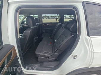 2025 Volkswagen Atlas 2.0T SE w/Technology - miniatura 13