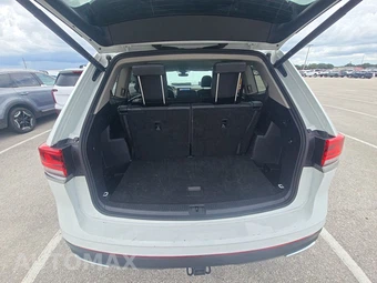 2025 Volkswagen Atlas 2.0T SE w/Technology - miniatura 17