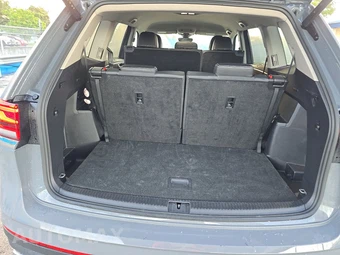 2025 Volkswagen Atlas 2.0T SE w/Technology - miniatura 17