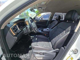 2025 Volkswagen Atlas 2.0T SE w/Technology - miniatura 6