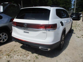 2025 Volkswagen Atlas 2.0T SE w/Technology - miniatura 2