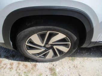 2025 Volkswagen Atlas 2.0T SE w/Technology - miniatura 21