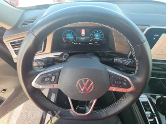 2025 Volkswagen Atlas 2.0T SE w/Technology - miniatura 10